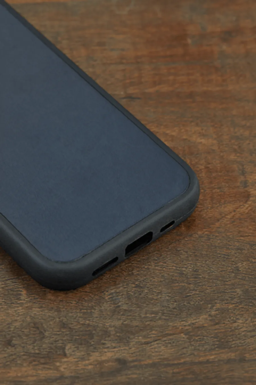 Monte Deri Yüzeyli  İphone Kılıfı