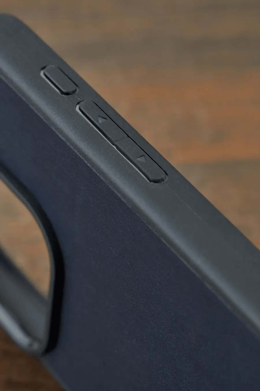 Monte Deri Yüzeyli  İphone Kılıfı