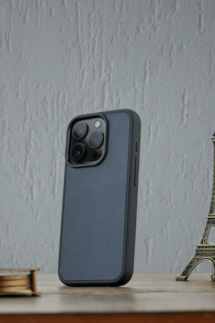 Monte Deri Yüzeyli  İphone Kılıfı