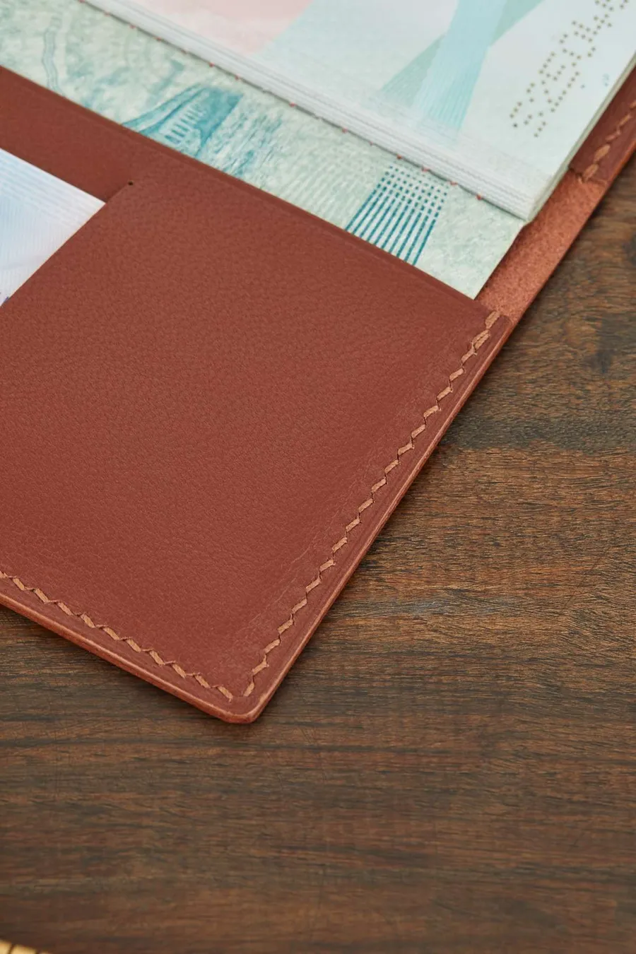 Magnus Deri Pasaport Kılıfı