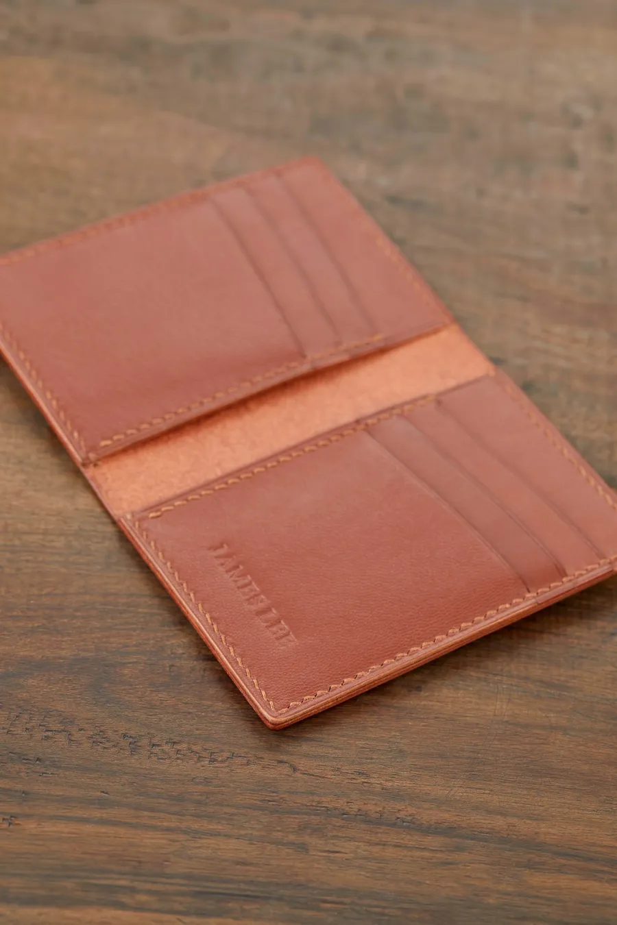 Nero Bi Fold Dikey Deri Kartlık